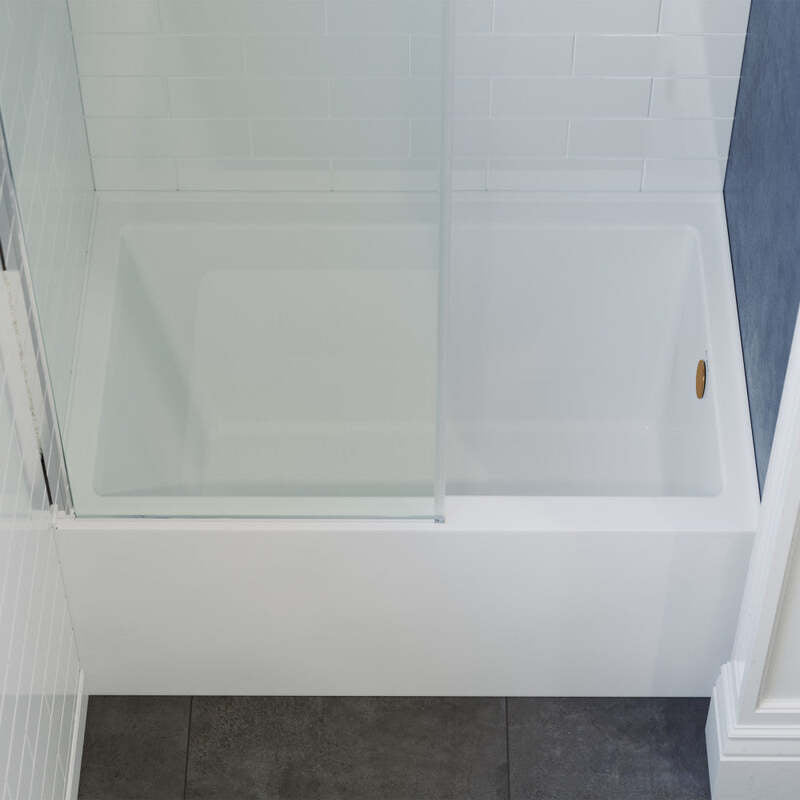 Swiss Madison Voltaire 48" X 32" Right-Hand Drain Alcove Bathtub with Apron